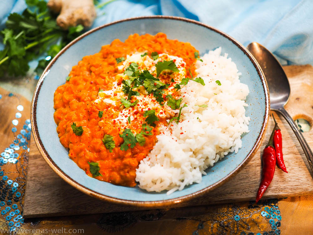 Cremiges Dal mit roten Linsen und Kokosmilch